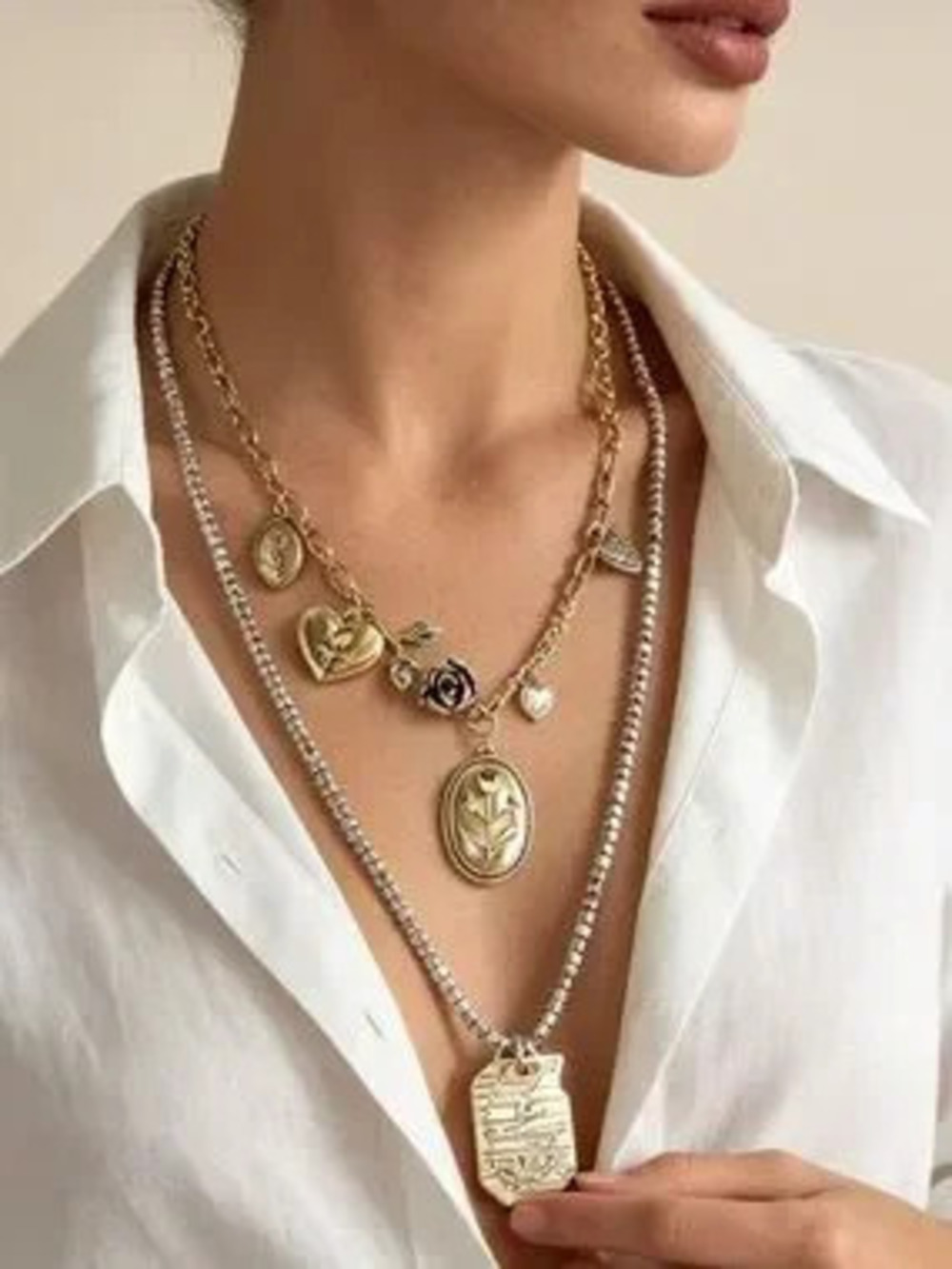 Heritage Luxe Medallion Layered Necklace Set